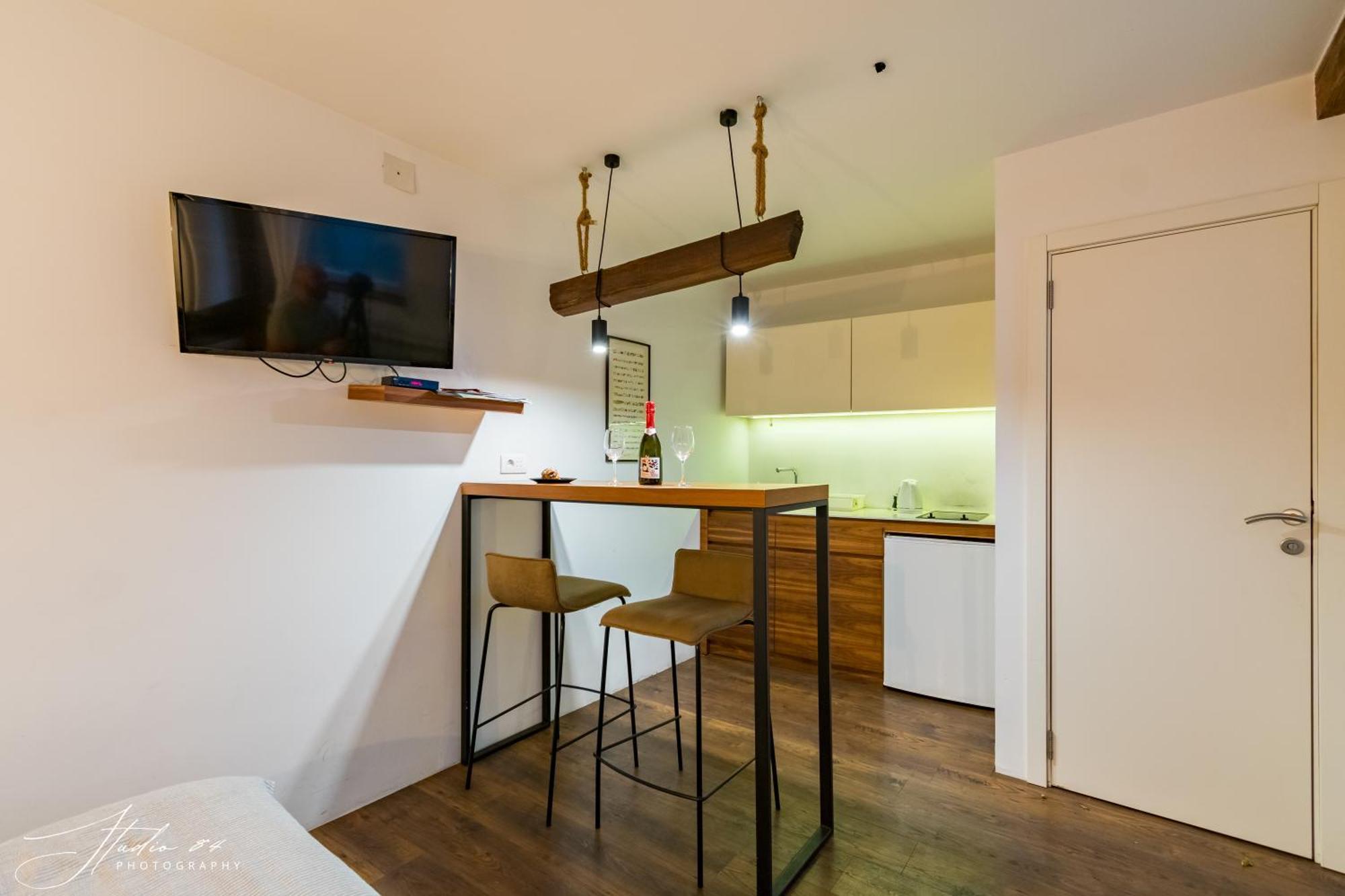 Little L Apartments Dorcol Belgrade Exterior photo